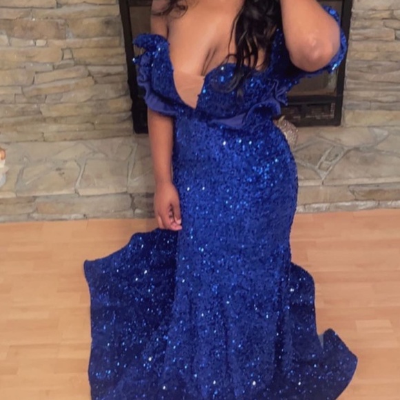 Custom Gown - Picture 3 of 5